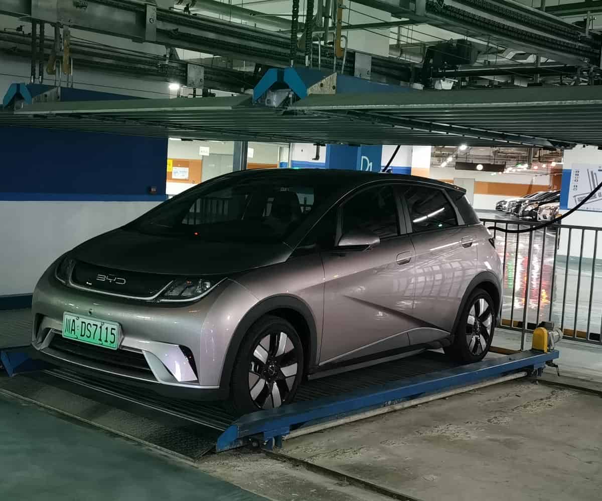 巫溪縣三層升降橫移式立體停車設備